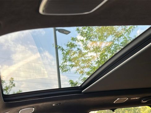 Used 2024 Jeep Grand Wagoneer Series II w/ Quick Order Packagew 28T image 12