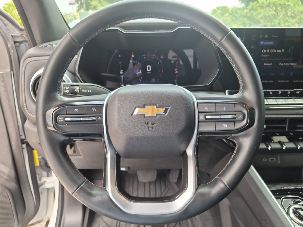 Used 2023 Chevrolet Colorado LT w/ LT Convenience Package II AWD/4WD image 14