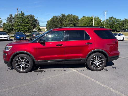Used 2018 Ford Explorer Sport w/ Equipment Group 401A AWD/4WD image 13