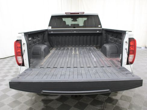 Used 2023 GMC Sierra 1500 SLE AWD/4WD image 22