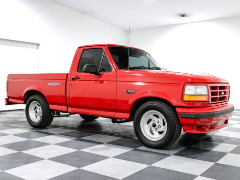 Used 1993 Ford F150 Lightning RWD image 8
