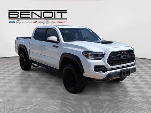 Used 2021 Toyota Tacoma TRD Pro image 2