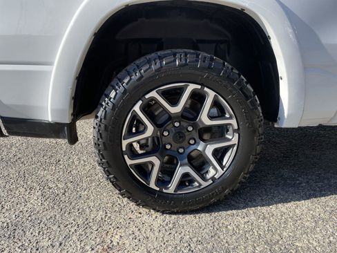 Certified 2025 RAM 1500 Laramie image 52