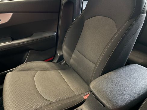 Used 2024 Kia Forte LXS image 16