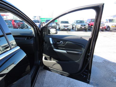 Used 2011 Ford Edge Limited w/ 301A Rapid Spec Order Code image 21