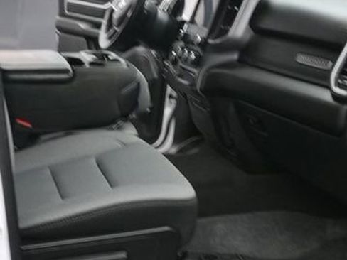 Used 2023 RAM 1500 Big Horn AWD/4WD image 9