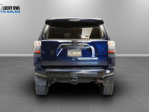 Used 2021 Toyota 4Runner TRD Off-Road Premium w/ Moonroof Package AWD/4WD image 6