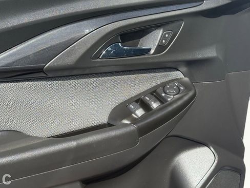 Certified 2021 Chevrolet TrailBlazer LT w/ Convenience Package FWD image 17