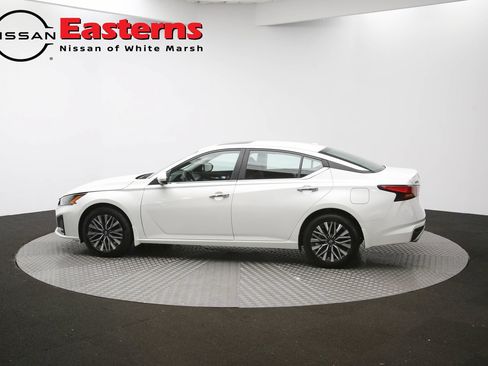 Used 2024 Nissan Altima 2.5 SV w/ SV Premium Package AWD/4WD image 60