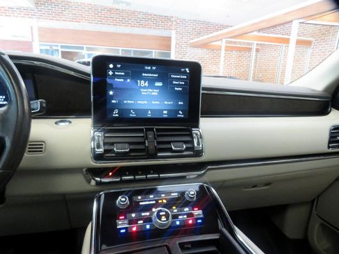Used 2019 Lincoln Navigator Reserve w/ Cargo Package image 36