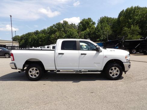 Used 2024 RAM 2500 Big Horn AWD/4WD image 9
