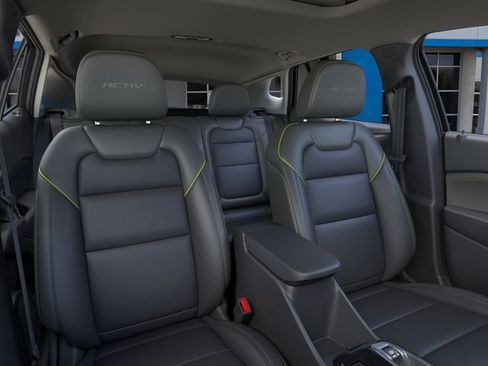 New 2026 Chevrolet Trax ACTIV w/ Sunroof Package FWD image 16