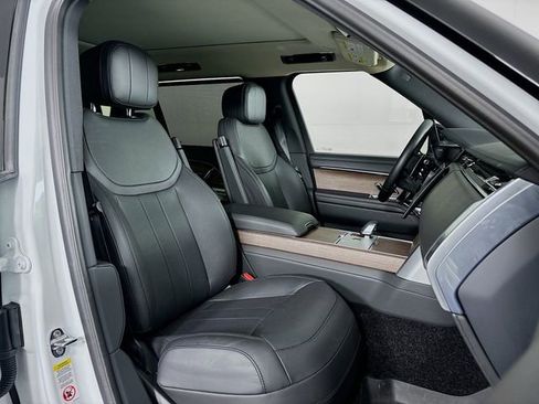 New 2025 Land Rover Range Rover Long Wheelbase SE AWD/4WD image 27