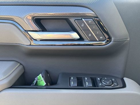New 2026 Chevrolet Silverado 1500 ZR2 AWD/4WD image 16