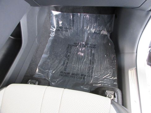 Used 2026 Lexus TX 500h AWD image 34