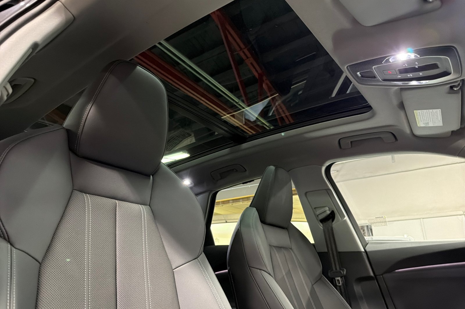 Used 2025 Audi Q5 Premium Plus w/ Premium Plus AWD/4WD image 15
