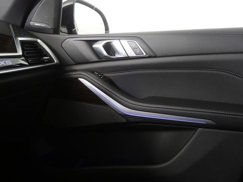 Used 2024 BMW X5 xDrive40i w/ M Sport Package image 26