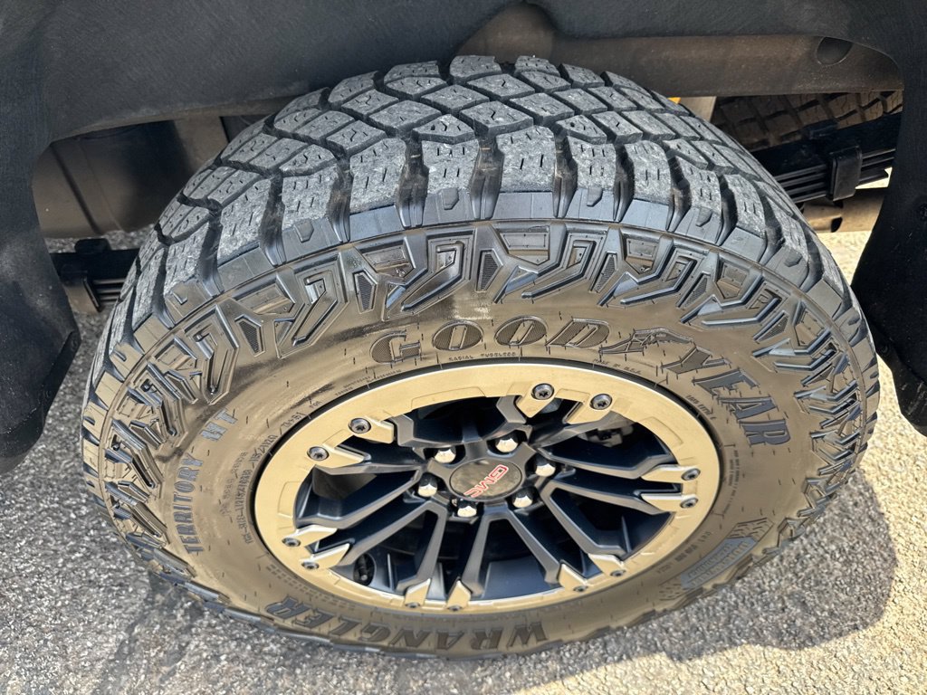 Used 2024 GMC Sierra 1500 AT4X AWD/4WD image 49
