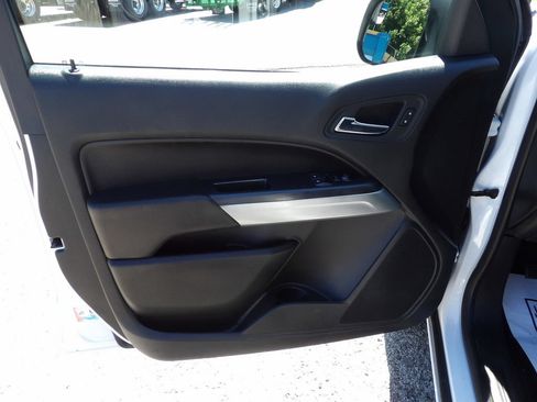 Used 2022 Chevrolet Colorado LT w/ Fleet Safety Package RWD image 14