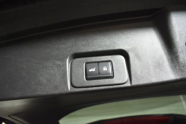 Certified 2025 Nissan Rogue SV AWD/4WD image 30