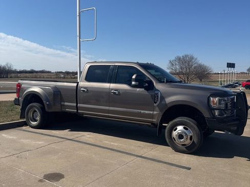 Used 2020 Ford F350 Limited w/ FX4 Off-Road Package image 2