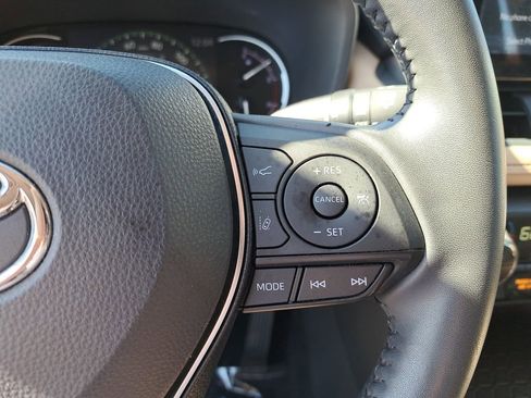 Certified 2019 Toyota RAV4 Limited image 21