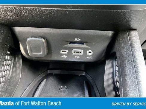 Used 2021 Chevrolet TrailBlazer ACTIV w/ Sun and Liftgate Package AWD/4WD image 26