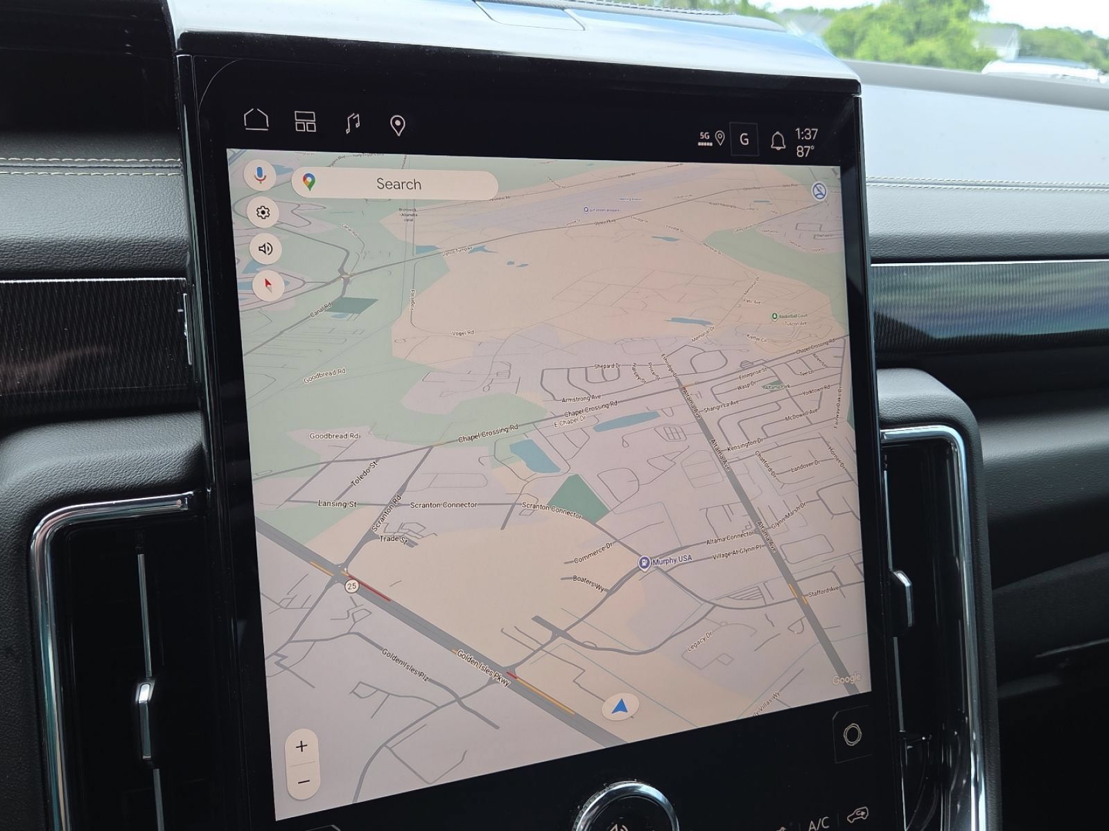New 2026 GMC Yukon Elevation w/ LPO, Elevation Black Package AWD/4WD image 3