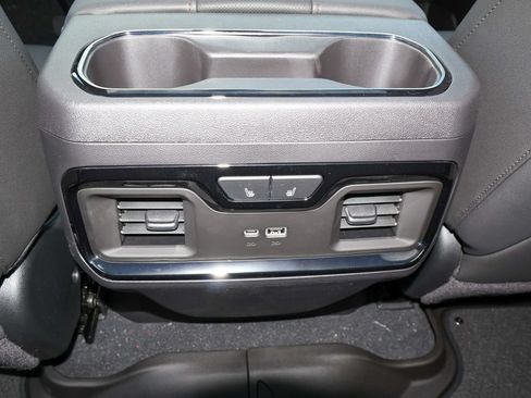 New 2026 GMC Sierra 1500 AT4 w/ AT4 Premium Package AWD/4WD image 11
