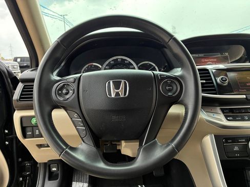 Used 2015 Honda Accord EX-L image 17