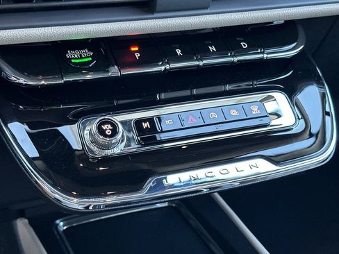 Used 2025 Lincoln Corsair FWD w/ Equipment Group 101A image 22