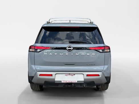 Certified 2024 Nissan Pathfinder Platinum w/ Cargo Package image 5