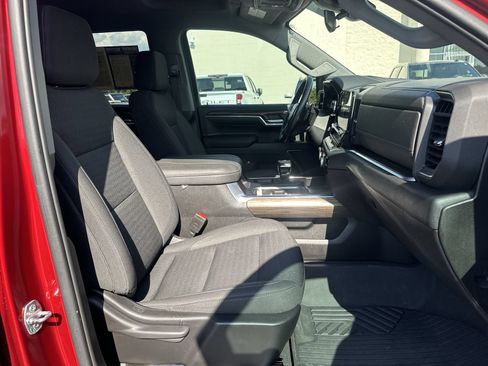 Used 2023 Chevrolet Silverado 1500 RST AWD/4WD image 22