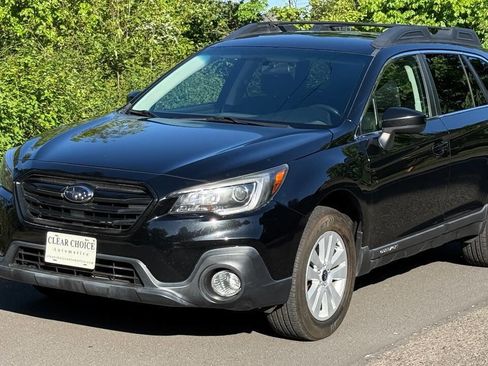 Used 2018 Subaru Outback 2.5i Premium AWD/4WD image 7