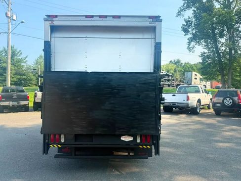 Used 2012 Ford E-350 and Econoline 350 Super Duty RWD image 6