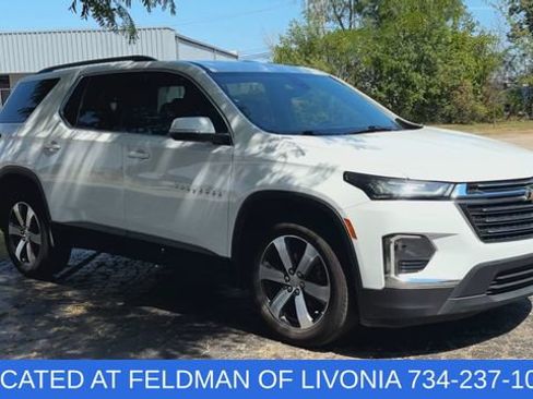 Certified 2023 Chevrolet Traverse LT w/ LT Premium Package AWD/4WD image 2