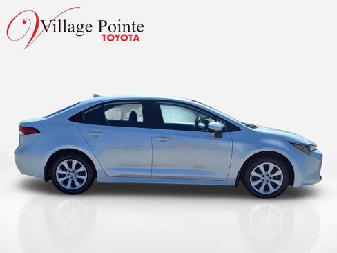 Used 2026 Toyota Corolla LE FWD image 6