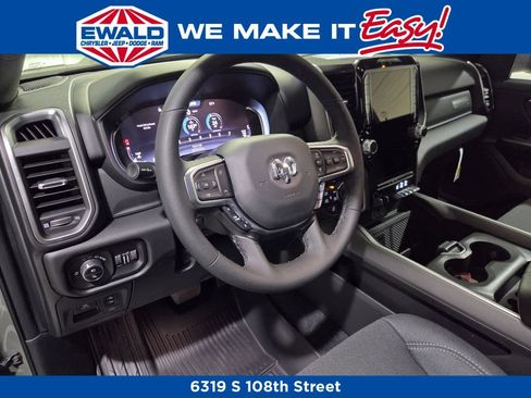 New 2026 RAM 1500 Big Horn AWD/4WD image 6