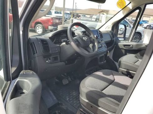 Used 2025 RAM ProMaster 3500 FWD image 12
