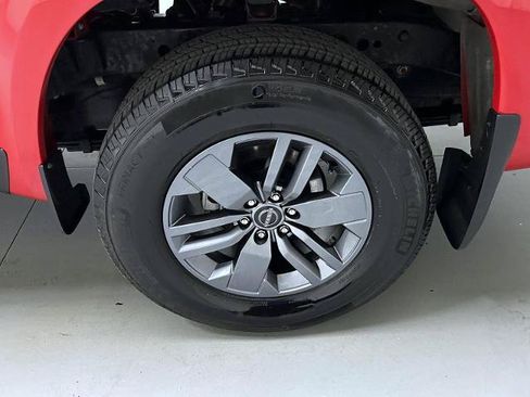 Certified 2025 Nissan Frontier SV w/ SV Convenience Package AWD/4WD image 22