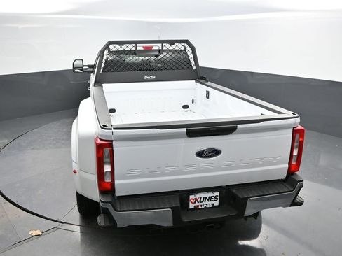 Used 2023 Ford F350 XLT image 29