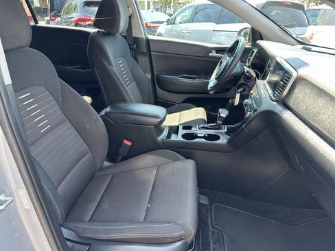 Used 2020 Kia Sportage LX w/ LX Popular Package AWD/4WD image 14