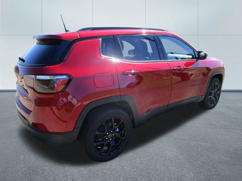 New 2026 Jeep Compass Latitude image 7