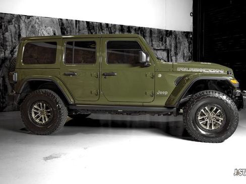 Used 2024 Jeep Wrangler Unlimited Rubicon 392 AWD/4WD image 4