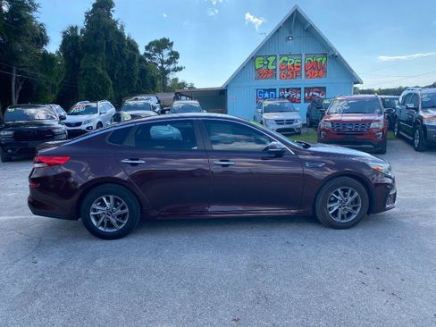 Used 2019 Kia Optima LX FWD image 6