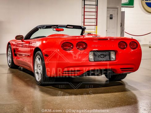 Used 1999 Chevrolet Corvette Convertible w/ Memory Pkg RWD image 22