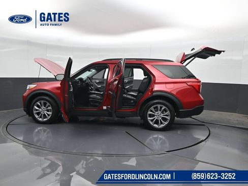 Used 2023 Ford Explorer XLT w/ Equipment Group 202A AWD/4WD image 57