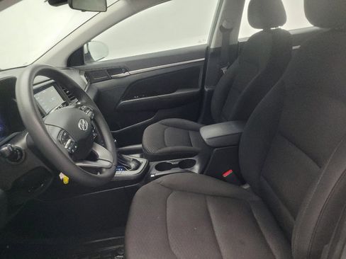Used 2019 Hyundai Elantra SEL w/ Cargo Package FWD image 17
