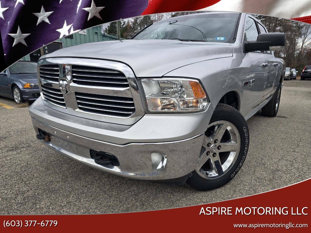 Used 2015 RAM 1500 Classic SLT w/ SLT Plus D←cor Group AWD/4WD image 1