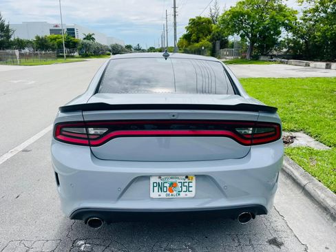 Used 2022 Dodge Charger R/T w/ Blacktop Package RWD image 4